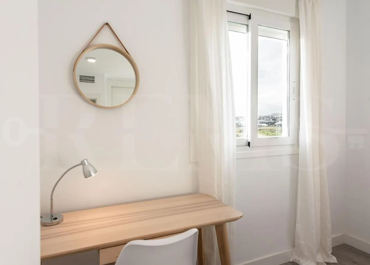 Stylish Apartments With Balcony & Parking Near The Beach By Rems Malaga 0*,  Spain