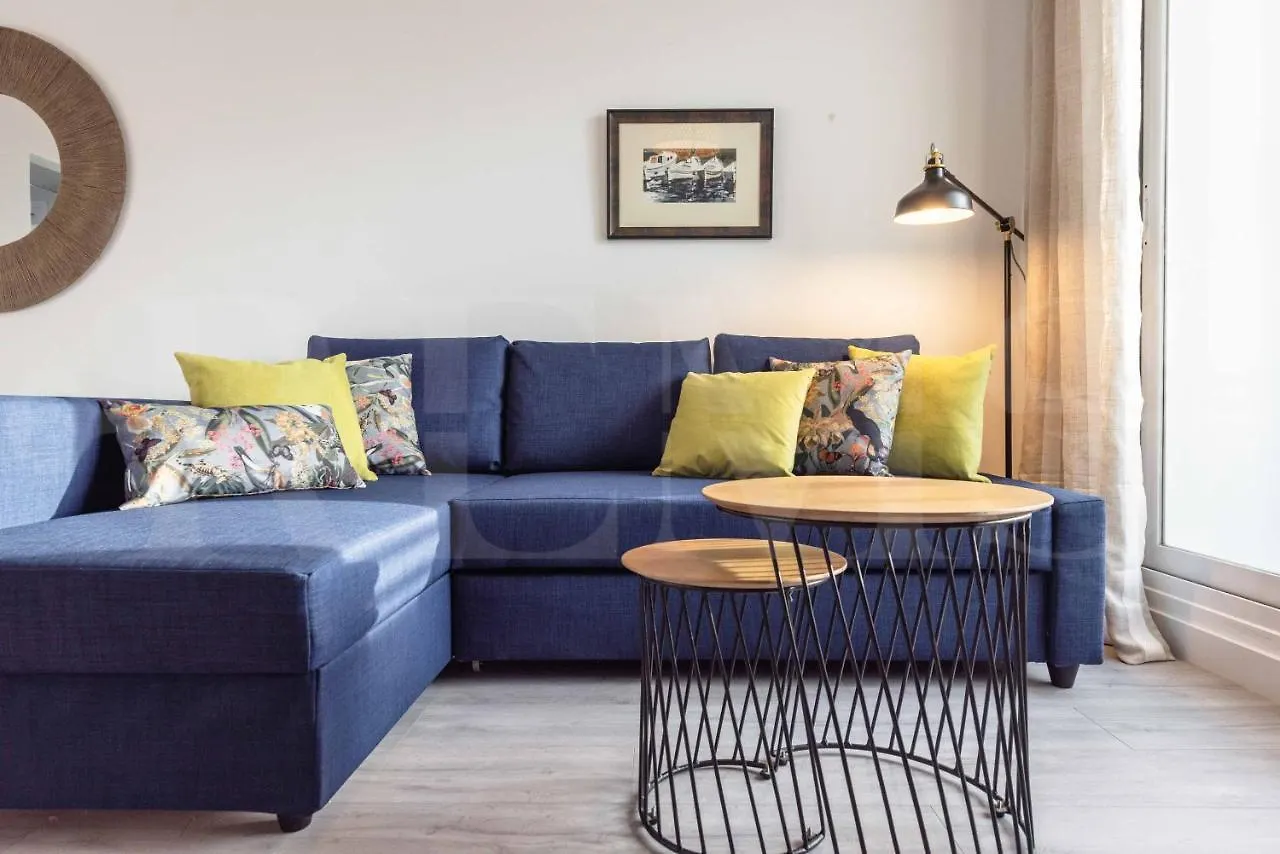 Stylish Apartments With Balcony & Parking Near The Beach By Rems Malaga 0*,